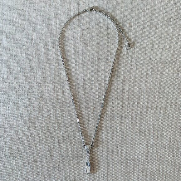 Swarovski Crystal Ivory Nanette Earrings & Necklace Set – Boxed with Certificate - Picture 3 of 6